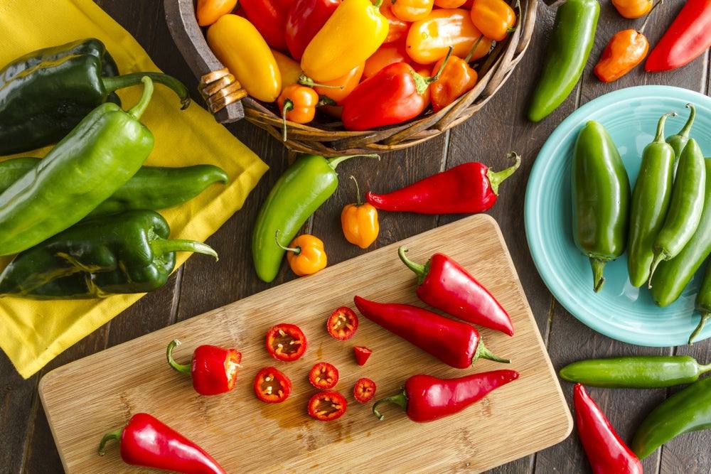 Variety pack of the world's hottest peppers including Ghost Chili and Habanero seeds